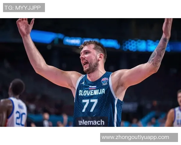 艾顿称赞东契奇为挡拆天才直言其球场视野如同长了眼睛