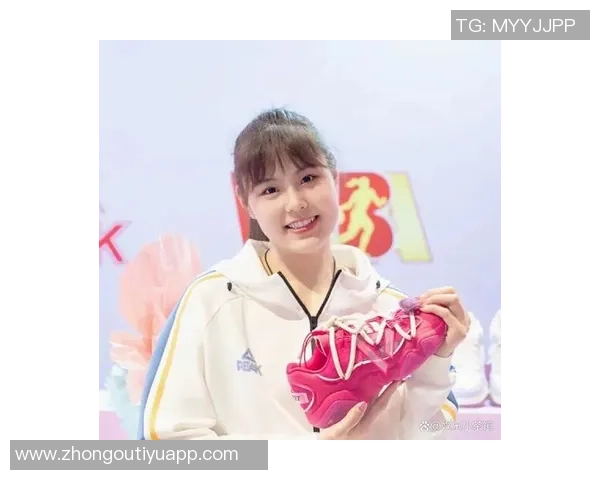 李月汝澳门看展分享美照特别喜欢篮球主题区域的独特魅力